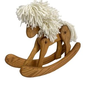 Wooden horse decor